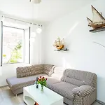 Sea View Magnolia דירה