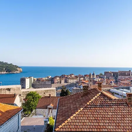 Sea View Magnolia Apartment